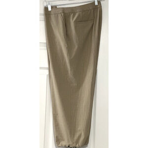 Chico Weekends Women's Tan Beige Capris with Pull‎ Cord Size 0.5 Chico's